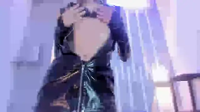 Snapshot of Victoria_Badgal_ chatting on 12/17/24, 11:38 Victoria Badgal online show from 12/17/24, 11:38