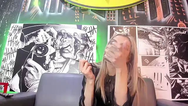 Snapshot of Victoria_Badgal_ chatting on 01/23/25, 08:13 Victoria Badgal online show from 01/23/25, 08:13