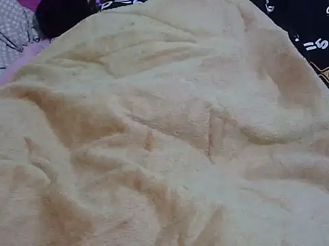 bellarincandy online show from 09/10/25, 01:49