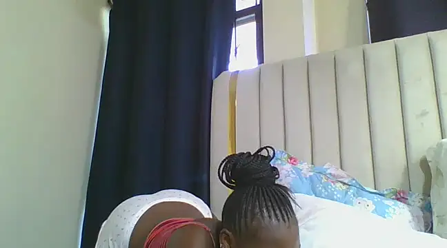 CuteJ online show from 02/13/25, 01:15