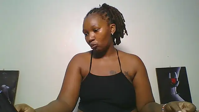 Snapshot of CuteJ chatting on 03/23/26, 02:48 CuteJ online show from 03/23/26, 02:48
