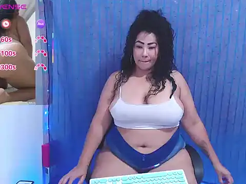 Snapshot of mature_beautifull chatting on 07/02/26, 12:43 mature beautifull online show from 07/02/26, 12:43