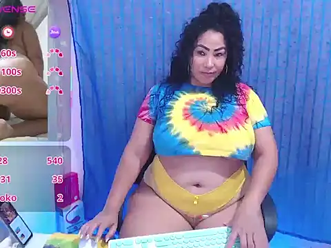 Snapshot of mature_beautifull chatting on 07/05/26, 04:19 mature beautifull online show from 07/05/26, 04:19