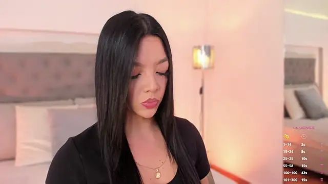 Snapshot of sarah_hiill chatting on 01/24/25, 07:39 sarah hiill online show from 01/24/25, 07:39