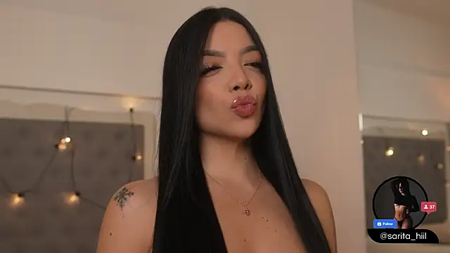 Snapshot of sarah_hiill chatting on 09/25/25, 07:39 sarah hiill online show from 09/25/25, 07:39