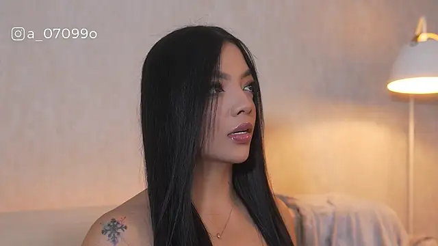 Snapshot of sarah_hiill chatting on 02/03/26, 11:32 sarah hiill online show from 02/03/26, 11:32