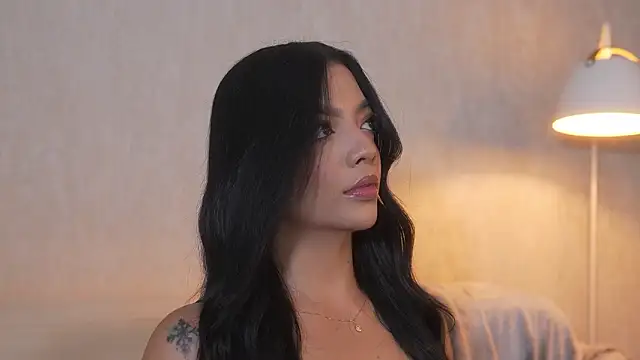 Snapshot of sarah_hiill chatting on 02/06/26, 12:59 sarah hiill online show from 02/06/26, 12:59