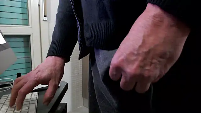 Unicum900 online show from 02/19/25, 05:49