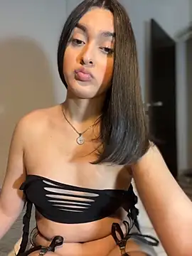 Snapshot of MiahWindsor chatting on 03/31/26, 06:30 MiahWindsor online show from 03/31/26, 06:30