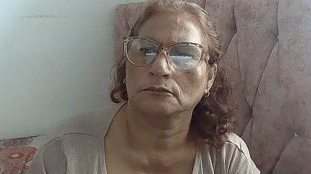 charrysexy1 online show from 02/13/26, 02:24