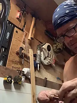 Likewise online show from 09/23/25, 04:04