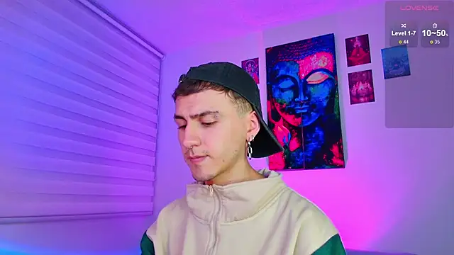 Snapshot of dimitri-bilak chatting on 03/26/26, 01:01 dimitri-bilak online show from 03/26/26, 01:01