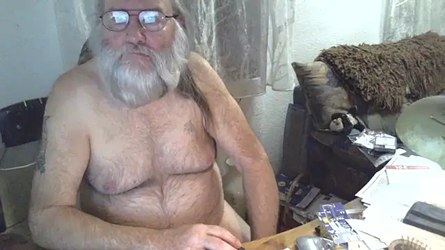 SexySantaC online show from 03/18/25, 04:47