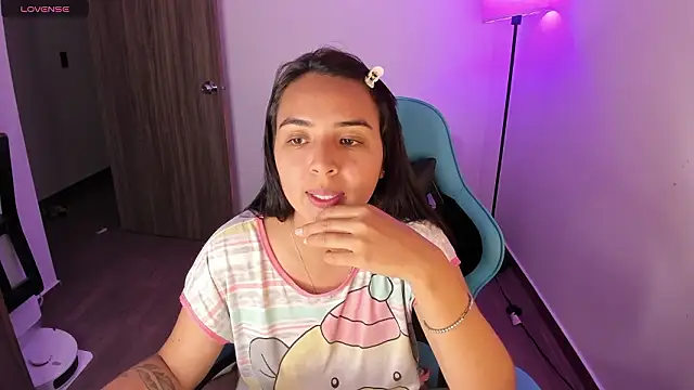 Miss Nicole online show from 03/06/26, 12:51