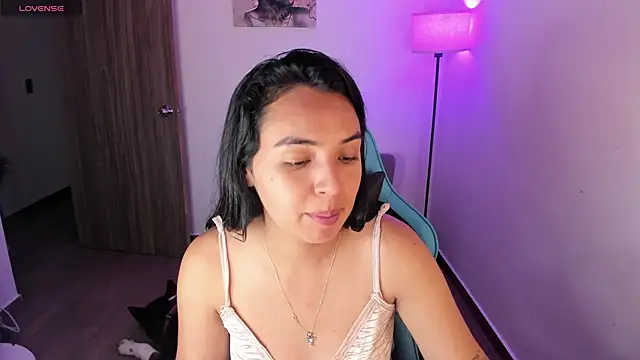 Snapshot of Miss_Nicole chatting on 03/22/26, 07:17 Miss Nicole online show from 03/22/26, 07:17