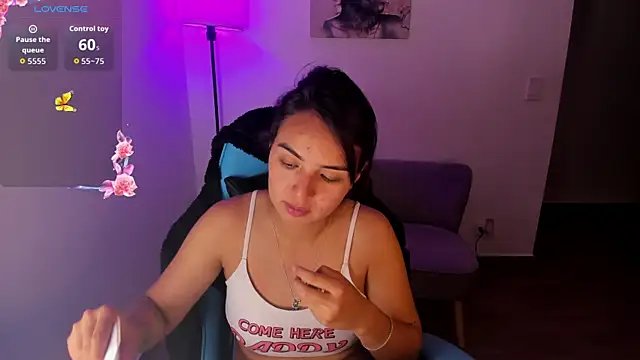 Miss Nicole online show from 05/07/26, 01:44