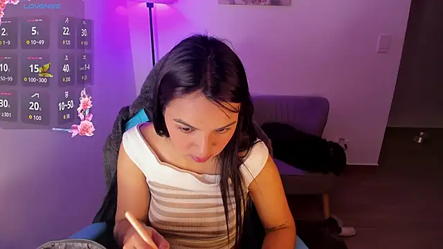 Miss Nicole online show from 05/24/26, 06:35