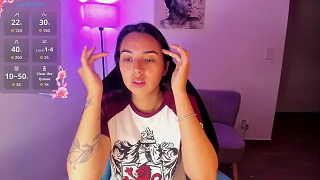 Miss Nicole online show from 05/30/26, 07:33