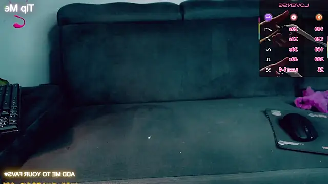 Snapshot of CharlotteBigCock chatting on 03/14/26, 02:00 CharlotteBigCock online show from 03/14/26, 02:00