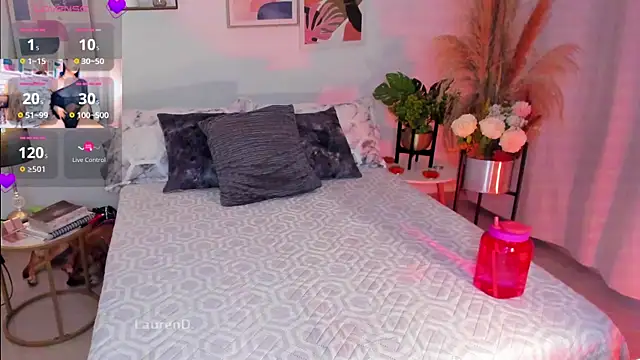 Misslaurenn online show from 03/08/25, 10:34