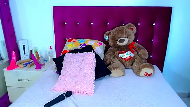 Jenng18 online show from 09/27/25, 05:29