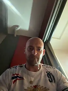 Snapshot of bigguy101 chatting on 01/23/25, 12:41 bigguy101 online show from 01/23/25, 12:41