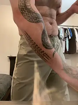 Snapshot of bigguy101 chatting on 03/22/25, 01:08 bigguy101 online show from 03/22/25, 01:08