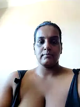 NWC4LYF online show from 12/19/25, 07:59