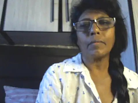 MsAttitude online show from 05/04/26, 07:04
