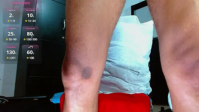 Snapshot of isuckmyselfxxx_420 chatting on 03/04/25, 09:11 isuckmyselfxxx 420 online show from 03/04/25, 09:11