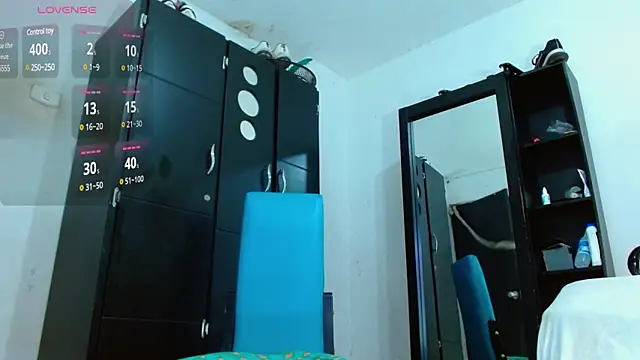 Snapshot of isuckmyselfxxx_420 chatting on 03/21/25, 12:29 isuckmyselfxxx 420 online show from 03/21/25, 12:29