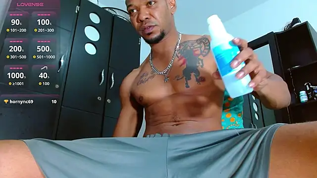 isuckmyselfxxx 420 online show from 03/19/26, 03:43