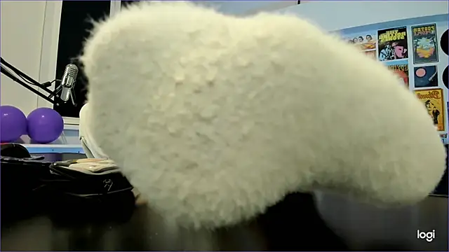 Snapshot of MistyBarnes chatting on 12/02/24, 12:18 MistyBarnes online show from 12/02/24, 12:18