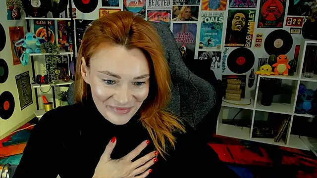 Snapshot of MistyBarnes chatting on 12/15/24, 06:51 MistyBarnes online show from 12/15/24, 06:51