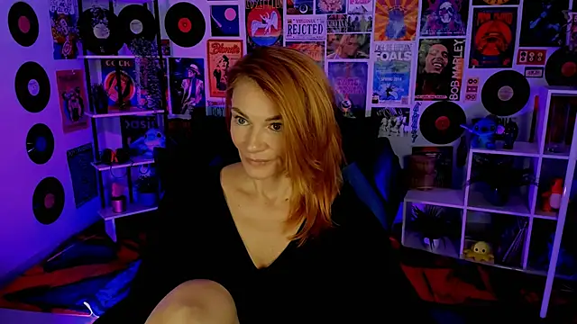 Snapshot of MistyBarnes chatting on 12/28/24, 08:26 MistyBarnes online show from 12/28/24, 08:26