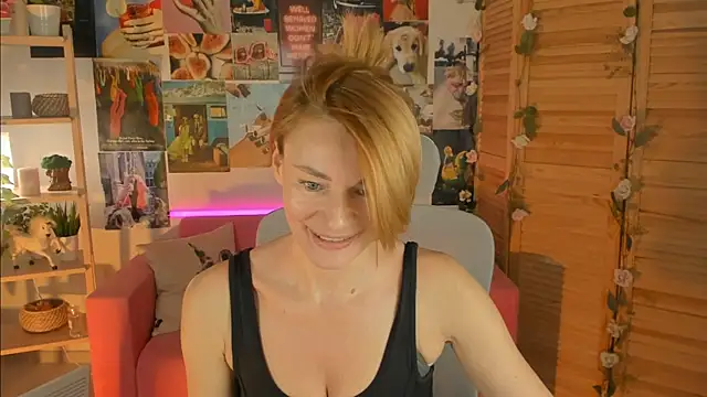 Snapshot of MistyBarnes chatting on 01/26/25, 04:20 MistyBarnes online show from 01/26/25, 04:20