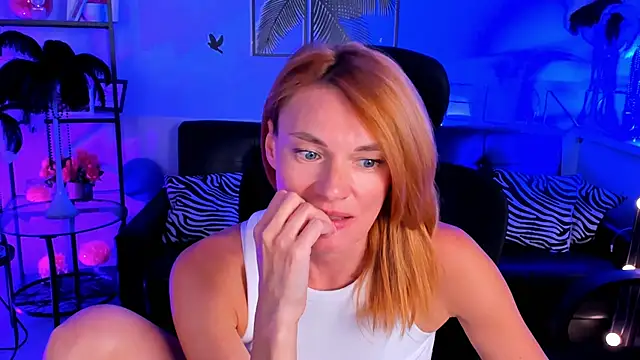 Snapshot of MistyBarnes chatting on 02/27/25, 02:54 MistyBarnes online show from 02/27/25, 02:54