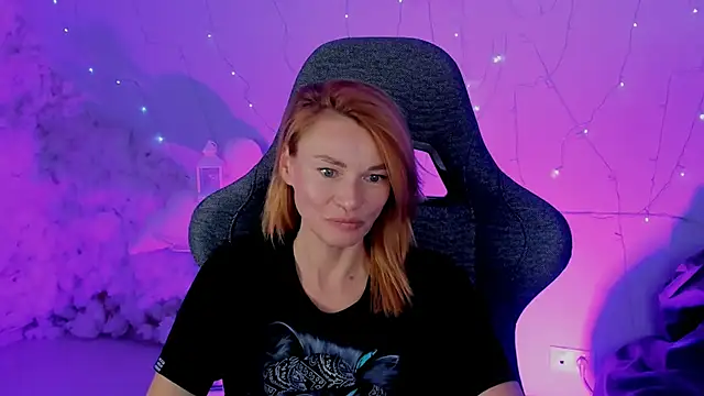 Snapshot of MistyBarnes chatting on 03/10/25, 12:04 MistyBarnes online show from 03/10/25, 12:04