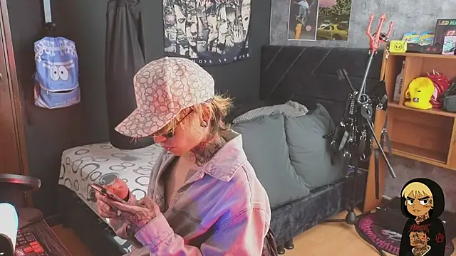 AcidMilo online show from 11/19/25, 08:42