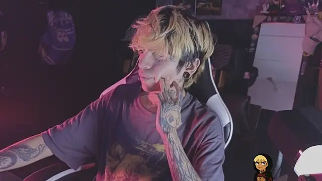 AcidMilo online show from 05/21/26, 03:35