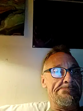 hotnicz10 online show from 02/13/26, 10:11
