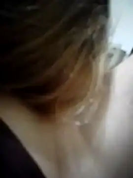 Snapshot of PamelaEmarido chatting on 10/21/25, 01:39 PamelaEmarido online show from 10/21/25, 01:39