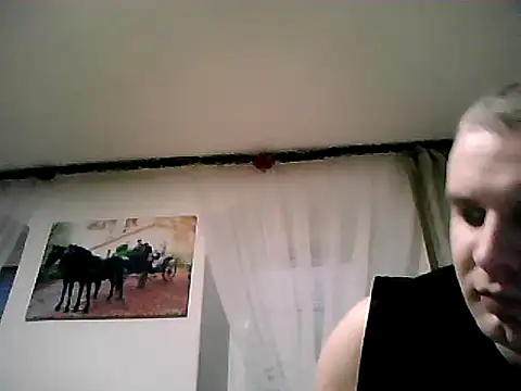 Snapshot of TransandBoy chatting on 12/05/25, 02:58 TransandBoy online show from 12/05/25, 02:58