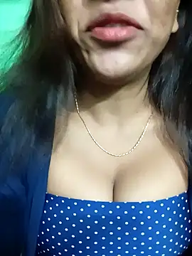 Snapshot of ANGEL_QUEEN09 chatting on 01/04/25, 07:13 ANGEL QUEEN09 online show from 01/04/25, 07:13