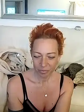 Snapshot of Audrie_78 chatting on 04/04/26, 06:05 Audrie 78 online show from 04/04/26, 06:05