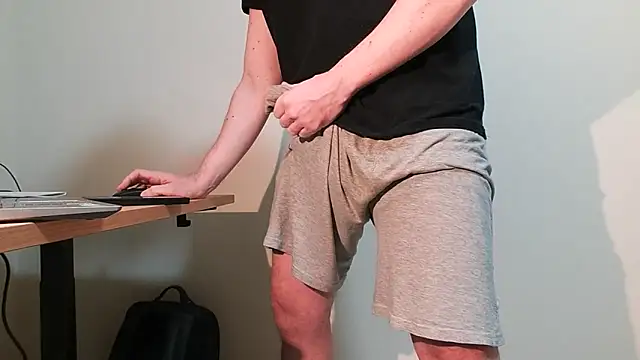 Snapshot of asa92921 chatting on 04/03/26, 01:42 asa92921 online show from 04/03/26, 01:42