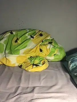 Snapshot of sweett_shaley chatting on 04/05/26, 09:39 sweett shaley online show from 04/05/26, 09:39