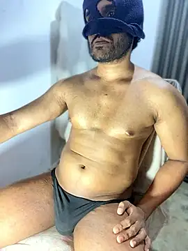 Snapshot of Lahirumadu2 chatting on 01/11/26, 11:48 Lahirumadu2 online show from 01/11/26, 11:48