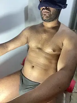 Snapshot of Lahirumadu2 chatting on 02/19/26, 03:08 Lahirumadu2 online show from 02/19/26, 03:08