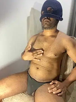 Snapshot of Lahirumadu2 chatting on 03/13/26, 04:24 Lahirumadu2 online show from 03/13/26, 04:24